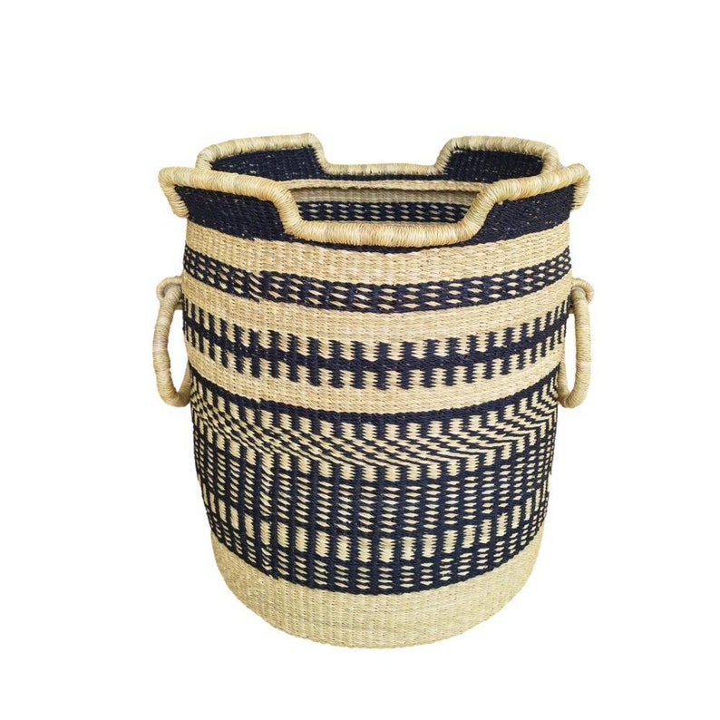 AFRICAN LAUNDRY BASKET With Lid African Woven Basket Blanket Etsy