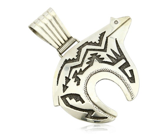 ネックレス・ペンダント Mini Navajo Bear Pendant Necklace #7764 Solid Sterling Silver Zuni Navajo Fetish Bear Pendant - Etsy