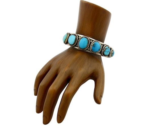 Tremendous Vintage Native American Navajo Turquoise Raisins Sterling Silver Necklace Tremendous Vintage Native American Navajo Turquoise Raisins Sterling Silver Necklace