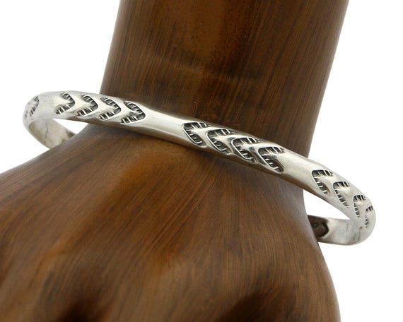 Navajo Bracelet .925 Silver Hand Stamped Arrow Head Artist I