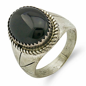 Women&#39;s Navajo Ring .925 SOLID Silver Hand Stamped Black Onyx Circa 1980&#39;s
