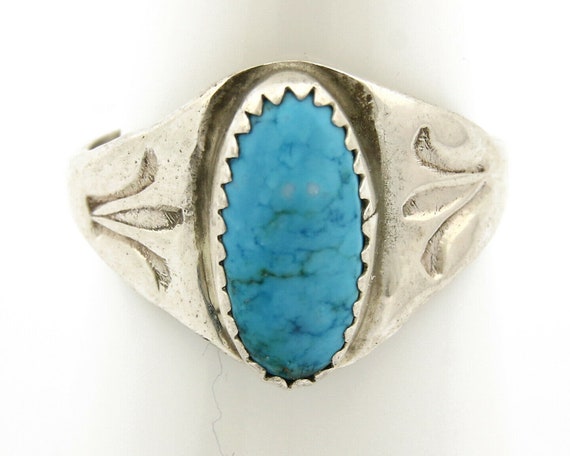 Zuni Ring .925 Silver Kingman Turquoise Hand Stam… - image 4