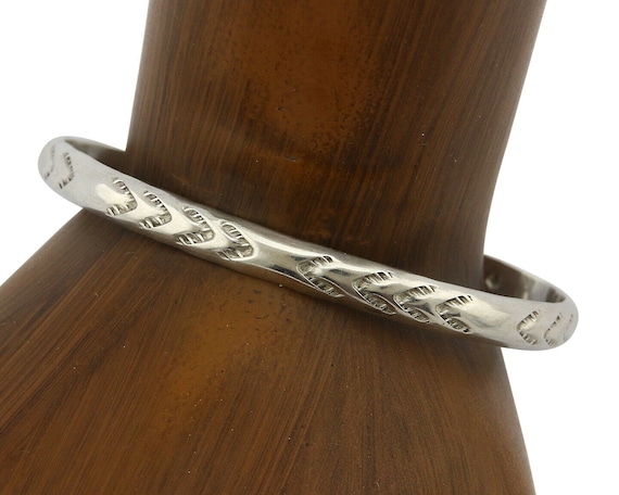 Navajo Bracelet .925 Silver Hand Stamped Arrow He… - image 1