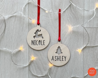 Personalisierte Weihnachtskugel, Laser cut Ornament, Personalisiertes Weihnachtsgeschenk, Holzkugel, Namensornament