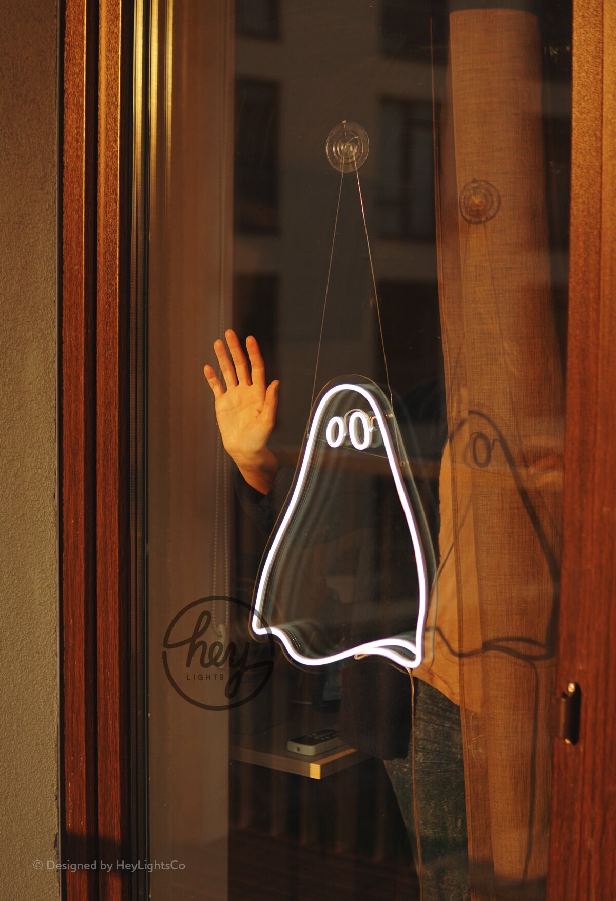 SPOOKIN™ : Fil Néon Lumineux qui Fait Fureur à Halloween (2m) – Gadgets  d'Eve