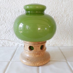 Vintage Scandinavian Green Glass & Wood Lamp from the 1970s – Possibly Swedish or Finnish. Scandinavian design lamp