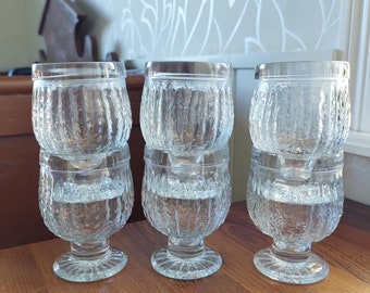 リーヒメーン・ラシ用ナニー・スティル・レッド・アポロ・ランプ。北欧