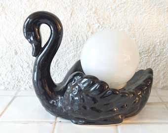 Retro czarna ceramiczna lampa łabędź ze szklaną kulą, akcent w stylu vintage