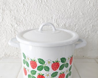 VINTAGE ENAMEL STRAWBERRY summer pot with beautiful colours, vintage retro Scandinavian design