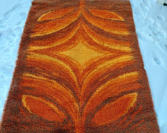 Rare Vintage Finnish Rya Rug “Lyhdyt” by Elsa Koivu 1960s 1970s Mid-Century Modern Wool Wall Hanging or Floor Rug Orange Brown Retro Shag