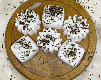 Peppermint Eucalyptus Shower Steamers: Aromatherapy Sinus Relief