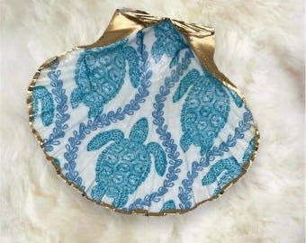 Gold Trim Scallop Shell Trinket Dish: Coastal Home Decor