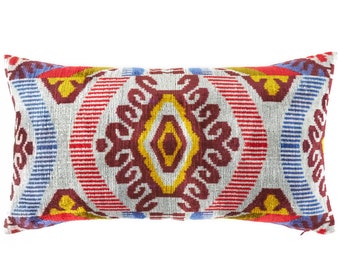 velours ikat couverture d’oreiller lombaire - coussin en velours de soie ikat - coussin boho ethnique