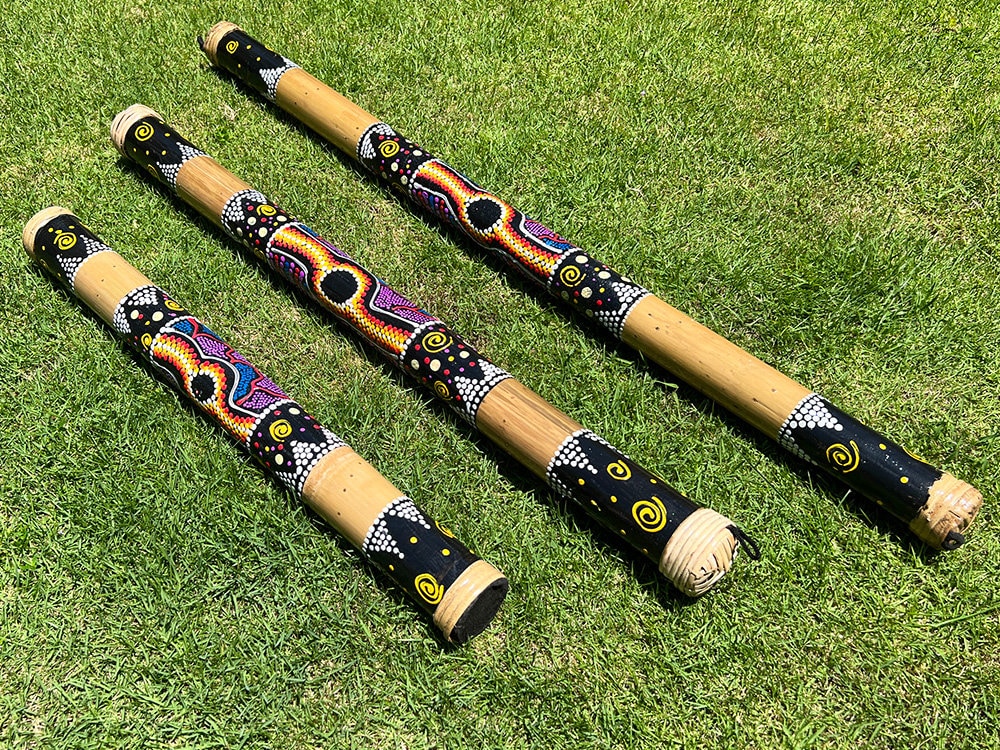 Bâton de pluie - instrument en bambou de 60 à 80 cm