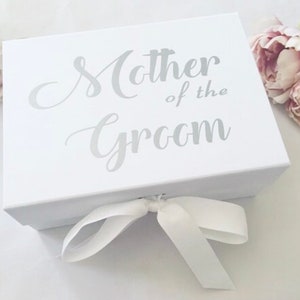 Scatola di lusso per la mamma dello sposo, scatola regalo bianca, ricordi di nozze, regali di nozze, regalo per la mamma dello sposo, scritte in argento o oro