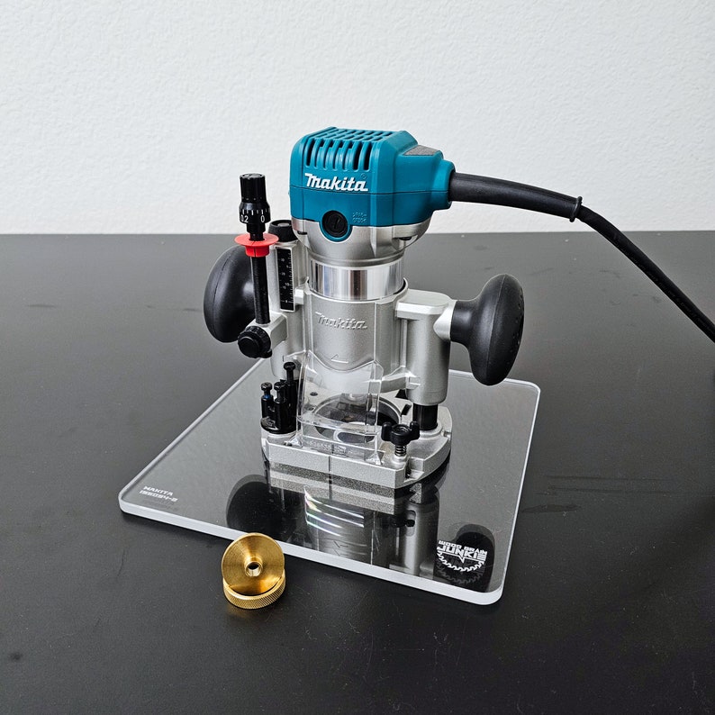 Trimfit Pro™ Makita Trim Router Plunge Base 1960942 10x10 Inch Sub