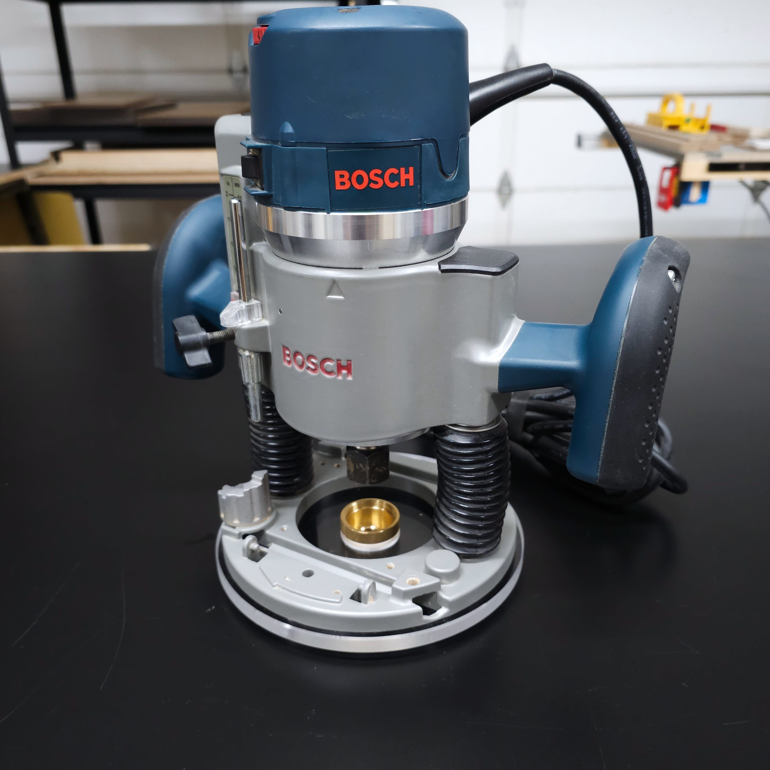 パクジロウ Fullfit Pro™ Bosch 1617EVS Router Plunge Base (RA1166) - 7 Inch