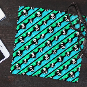 Skulls & Stripes Lens Cloth | Girly Lens Cloth | Cute Lens Cloth | Lens Cloth | Eyeglass Cloth | Tech Cleaning Cloth | Eye Wear Accessories