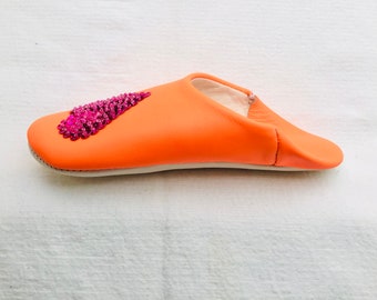 Neon orange leather slipper and embroidered fuchsia heart