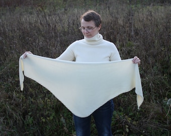 Bufanda triangular de cachemira y lana merino: calentador de cuello de punto beige