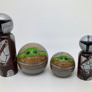 Star Wars and Mandalorian Handpainted Wooden Peg Dolls Grogu Baby Yoda image 2