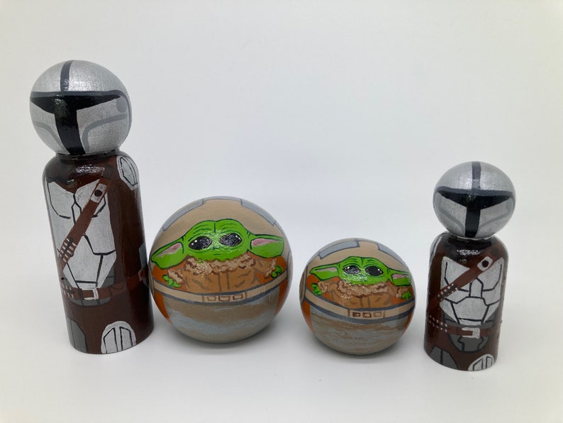 Star Wars and Mandalorian Handpainted Wooden Peg Dolls Grogu Baby Yoda image 2