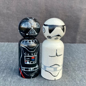 Star Wars and Mandalorian Handpainted Wooden Peg Dolls Grogu Baby Yoda image 5