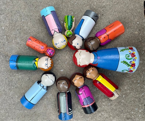 Buy Magic School Bus Handpainted Wooden Peg Doll Toys With Buy Magic School Bus Handpainted Wooden Peg Doll Toys With