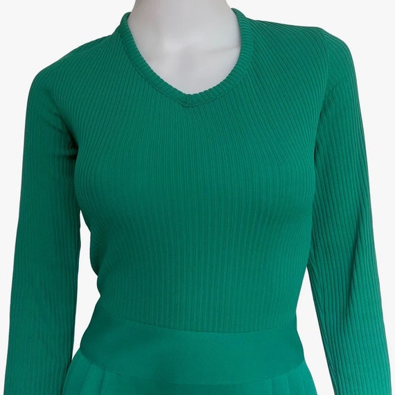 Vintage 1960s Kelly Green Knit Dress - image 4