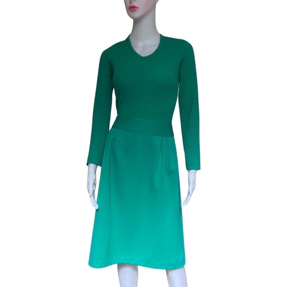 Vintage 1960s Kelly Green Knit Dress - image 1