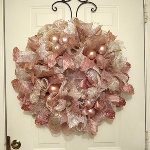 Front Door Wreath, Holiday Wreath,  Wall Decor, Mauve Wreath, Rose Gold Wreath, Pink Wreath