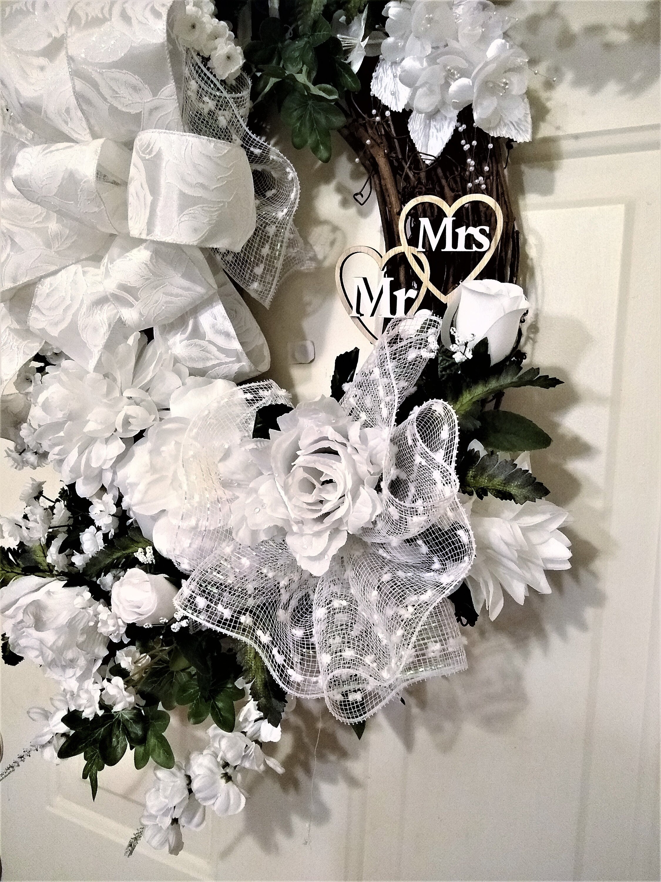 Grapevine Wedding Wreath, wedding door or wall décor for church/home or pre-wedding festivities and bridal showers, all white flowers.