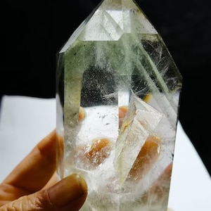 Natural tibetano gran altitud verde fantasma 6 caras cristal cuarzo punto 4,4 pulgadas curación Reiki energía espiritual #20230409
