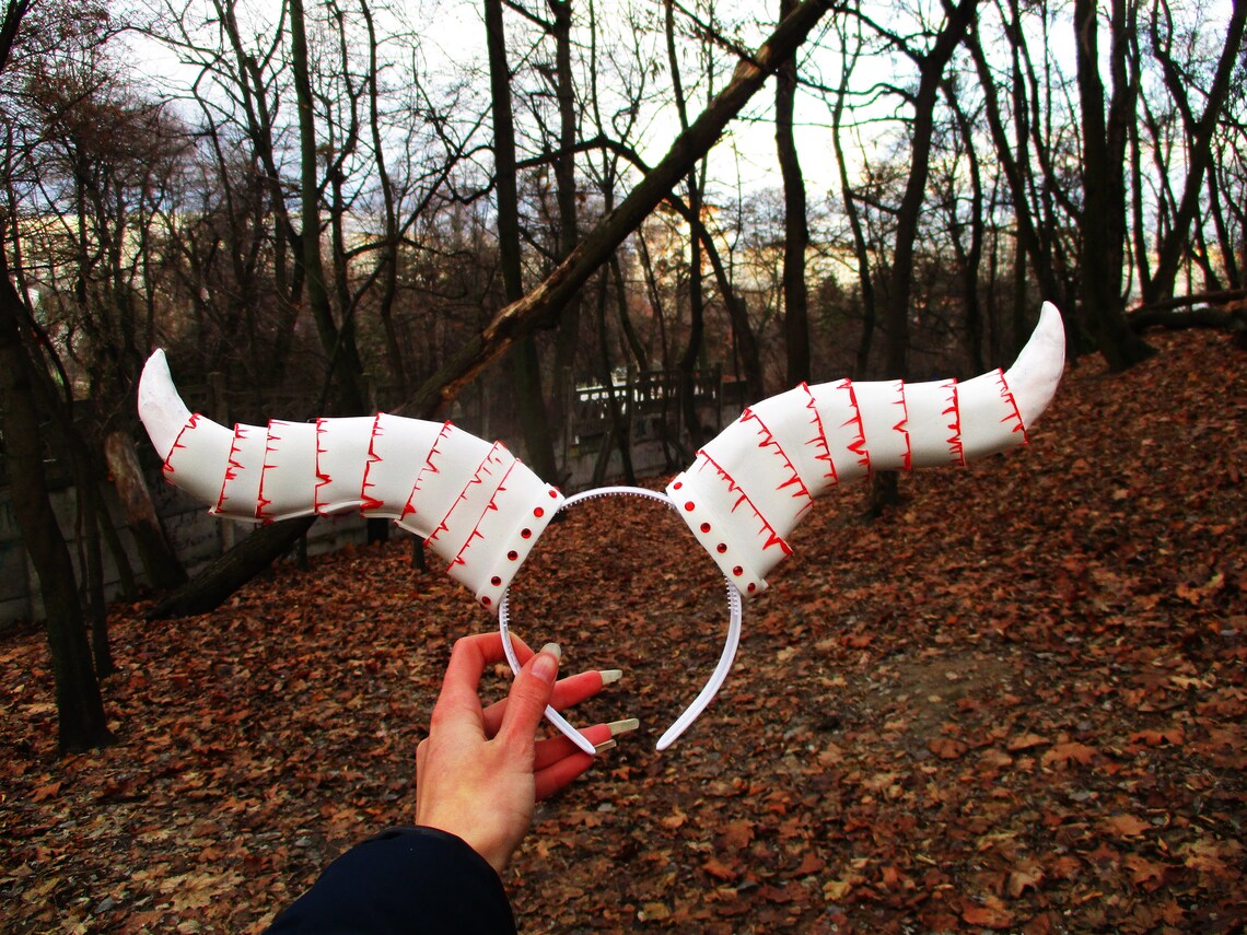 White Horns Gothic Horns Halloween Costume Fawn Demon Horns Etsy