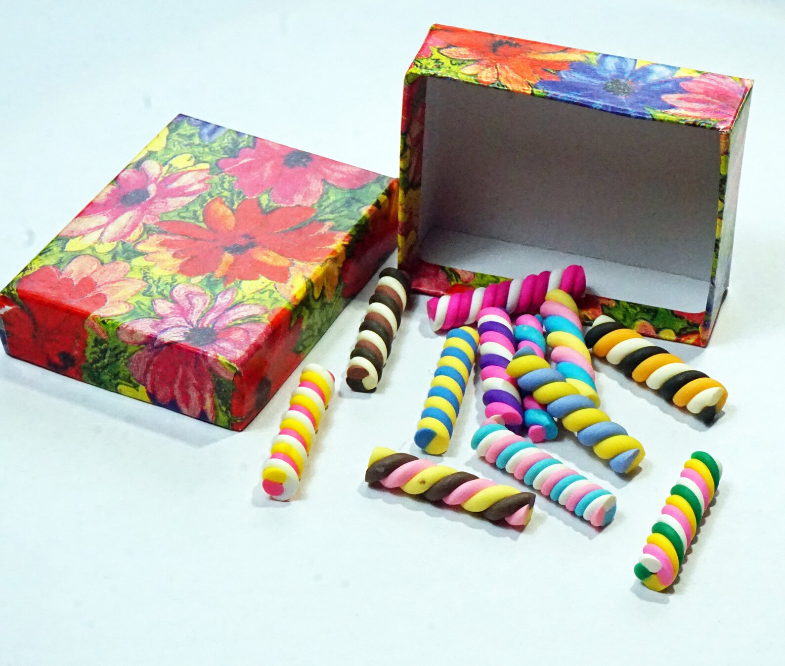 COTTON CANDY STICKS Twisted Candy Diy Cabochons Craft Etsy