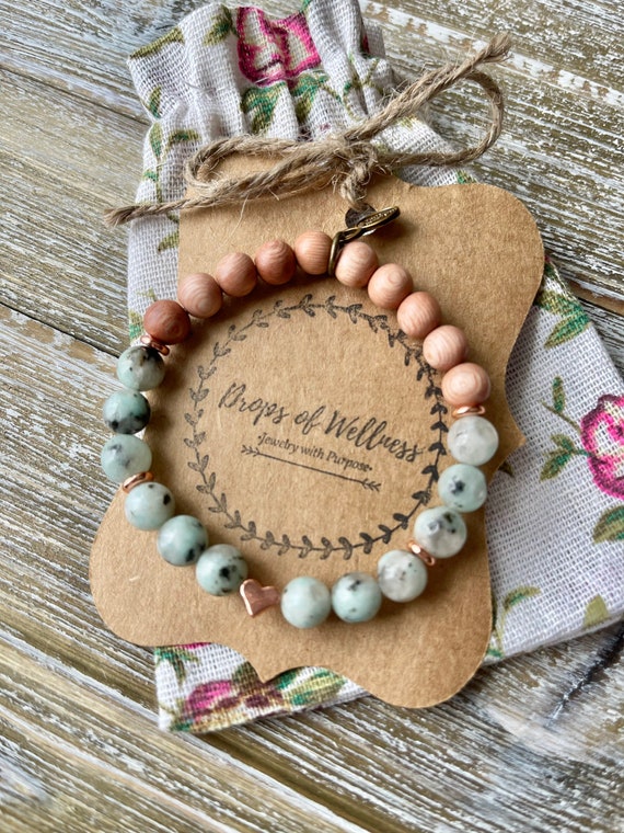 Holly| Aromatherapy Bracelets on Instagram: “Do you use essential oils? Did  you know about aromatherapy bracelet… | Aromatherapy bracelet, Bracelets,  Aromatherapy