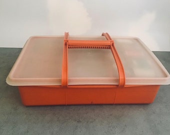 Tupperware #1421 Hobby Organizer with lid, Orange