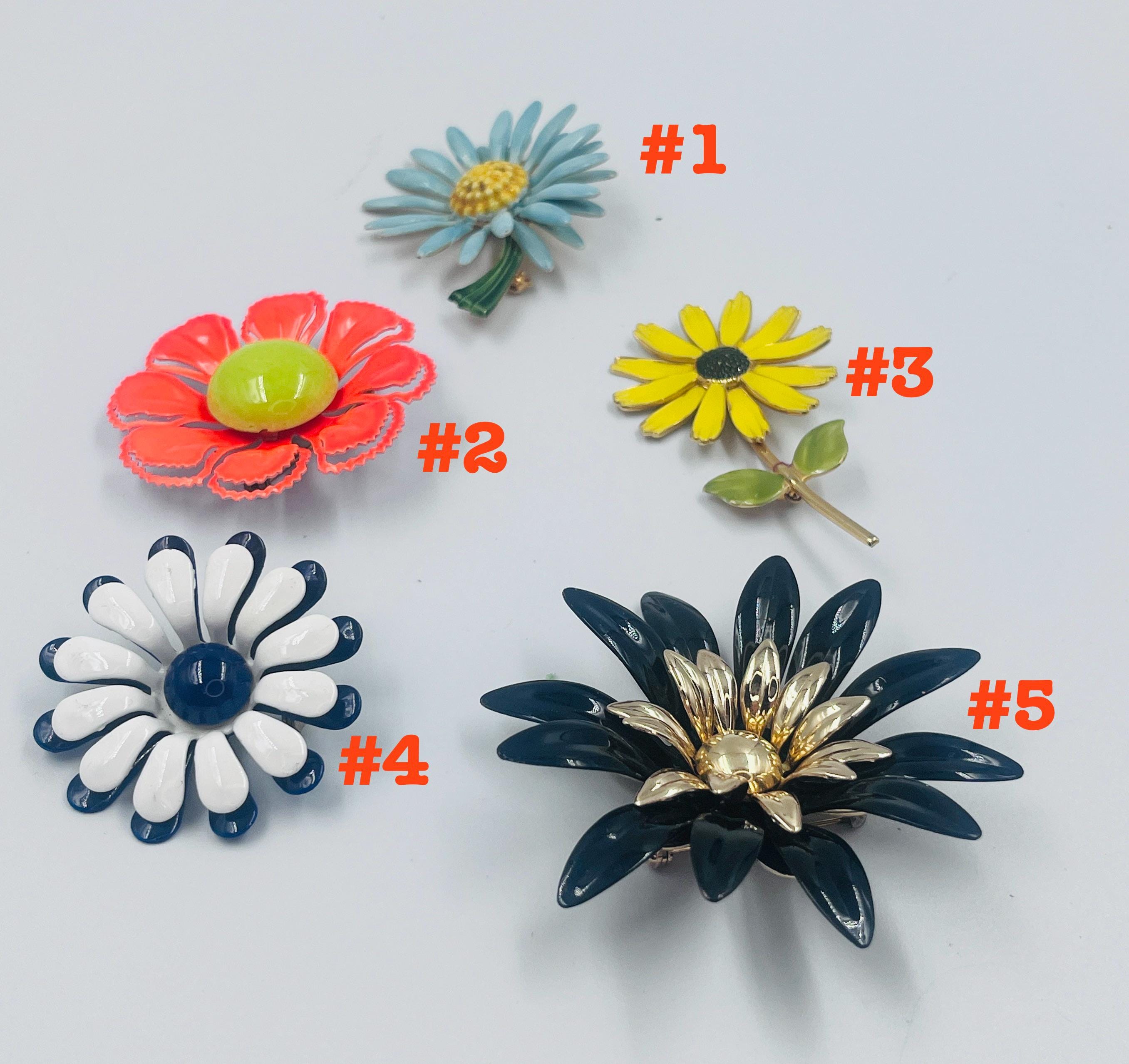 Robert Original 苺のブローチ エナメル USA ヴィンテージ アメリカ ヴィンテージ Original by Robert エナメル いちご