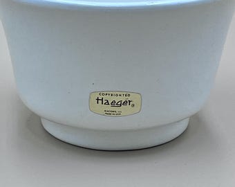 Vintage Haeger USA White Ceramic Planter-Mid-Century Modern
