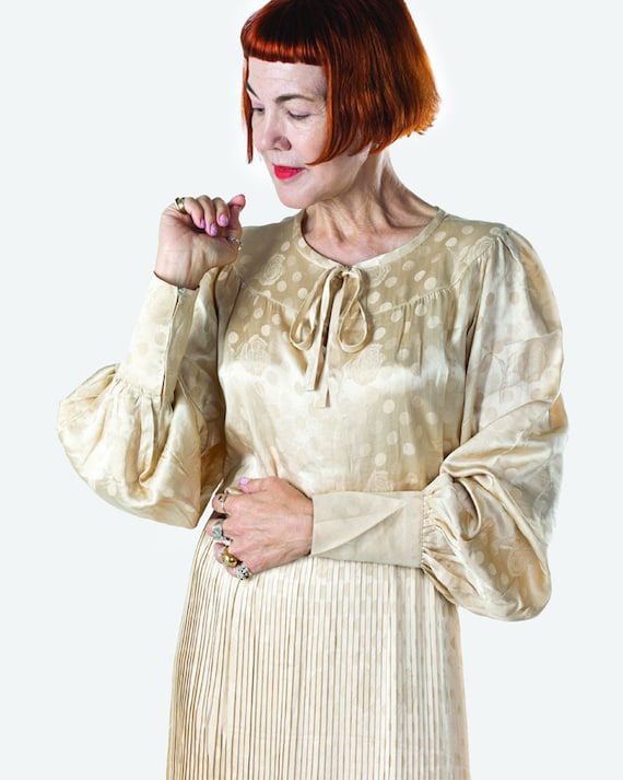 Vintage 80s beige silk dress by Ungaro Parallèle … - image 6