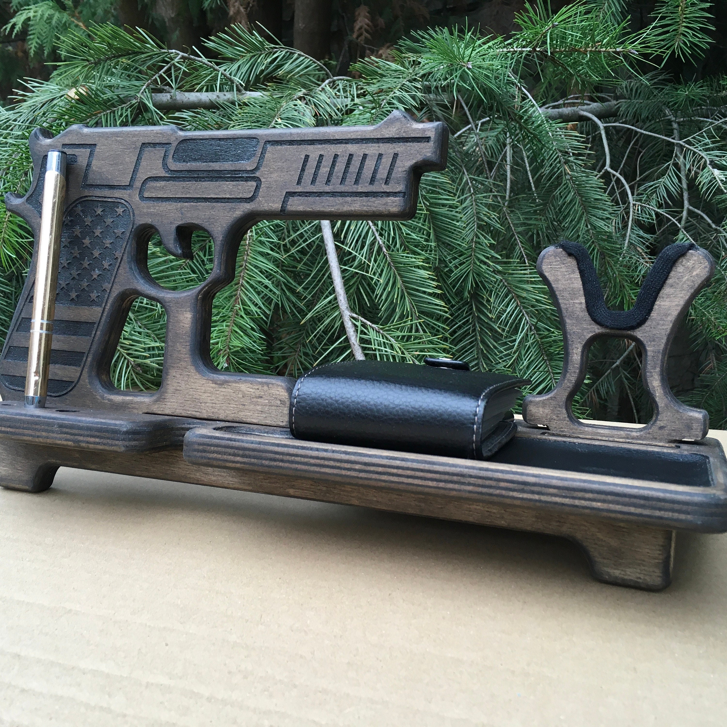 Christmas Guns And Buddy Love Die Hards Holiday Bromance - ljt6atc