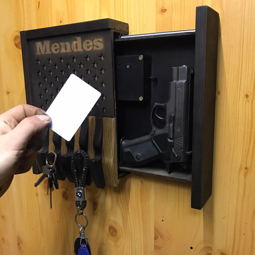 Gun Gift Secret Gun Safe, American Flag Wood Wall Hanger, Gun Lovers