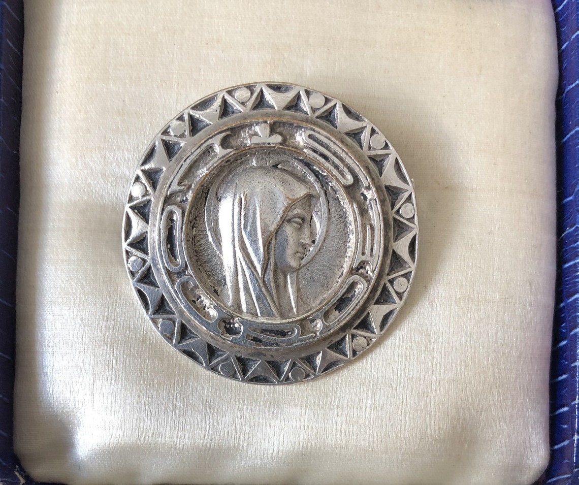 Vintage Religious Brooch Virgin Mary Brooch French Catholic Etsy