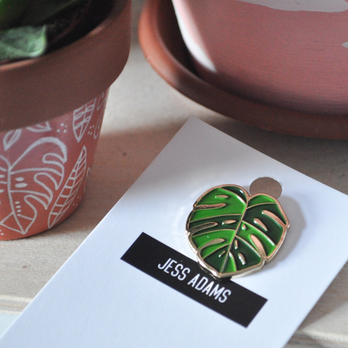 Emerald Green Monstera Leaf Enamel Pin | House Plant Lover Gift - Etsy