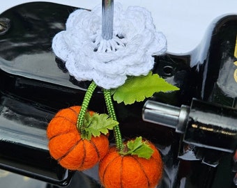 Pumpkin Spice Spool Pin Doily
