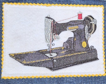 Singer Featherweight Sewing Machine Embroidered Patch, Customized Colors for the Felt and Thread Available upon Request