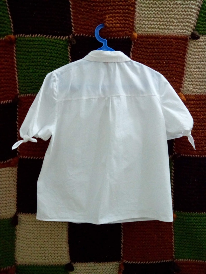Vintage Women Top\\Blouse Size M Cotton Top\\Blouse OASIS Brand. Cold Shoulder White Buttoned Top\\Blouse Short Tie Sleeve Top\\Blouse