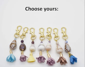 Tropical Seashell Zipper Pulls Bag Tassel, Hawaiian Seashells, Aloha Purse Charm, Stocking Stuffer Gift, Christmas Present, Cone Shells