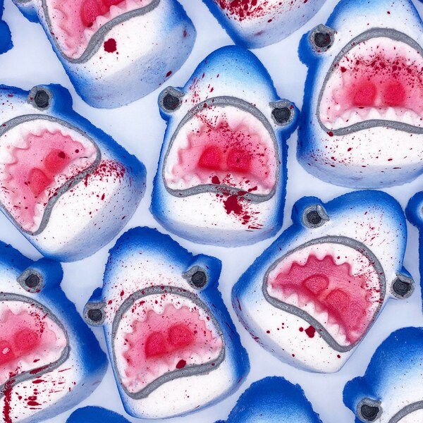 Jaws Bath Bomb - Etsy