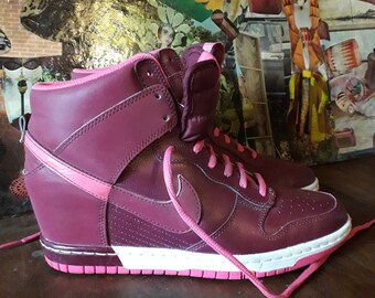 nike women's wedge shoes